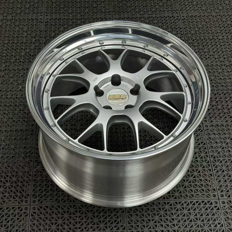 XL-DUAL-SERIES-003 Cross-Mesh Spoke & Hardware Craftsmanship Detail XL DUAL SERIES-003 aerospace 6061-T6 forged rim displaying silver cross mesh spokes and polished stepped dish