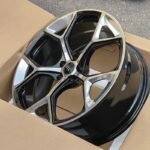 XL MONO SERIES-003 aerospace 6061-T6 aluminum forged rim displaying gloss black barrel and brushed face finish