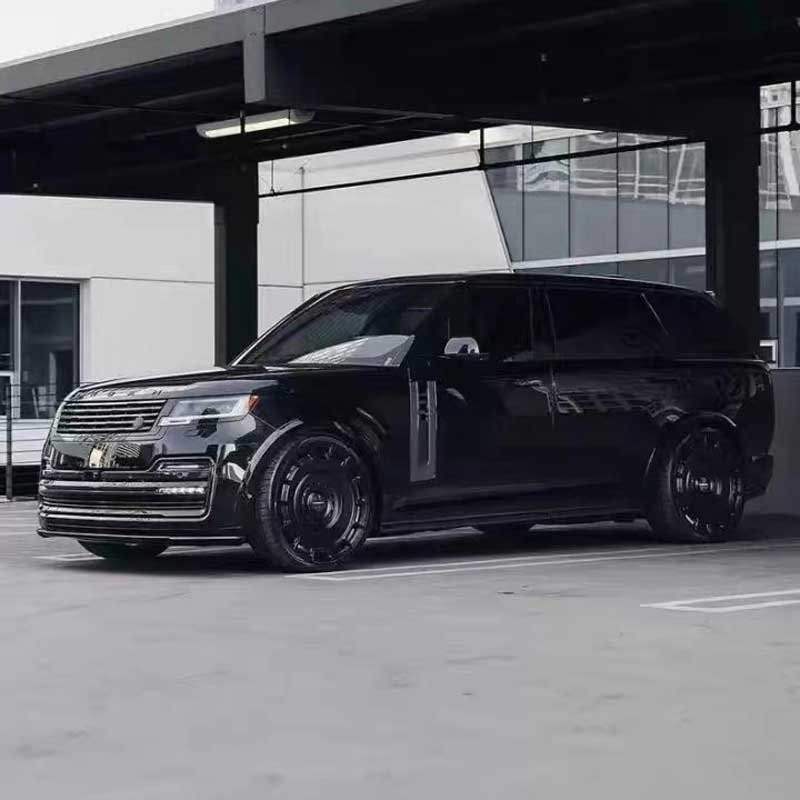 XL-MONO-SERIES-006 Range Rover L460 Wheel Fitment XL MONO SERIES-006 gloss black aerodisc forged wheels installed on black Range Rover L460 luxury SUV