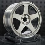 XL MONO SERIES-014 aerospace 6061-T6 aluminum forged rim displaying mirror polish spoke reflections and deep dish lip