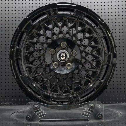XL MONO SERIES-019 gloss black complex mesh monoblock forged wheel front face with carbon fiber aerodisc ring and HRE center cap