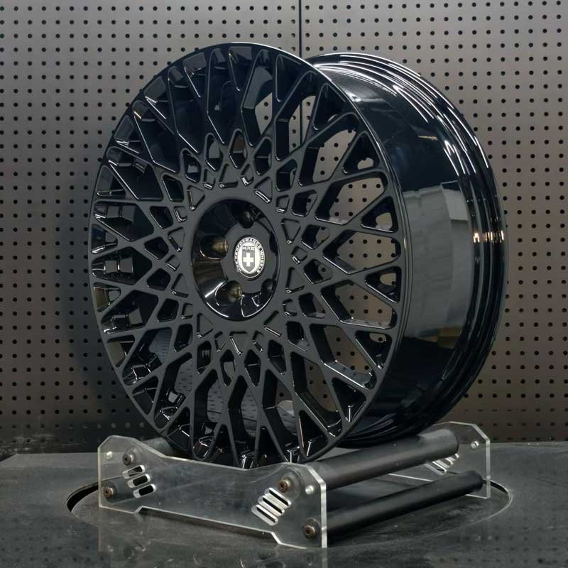 XL-MONO-SERIES-025 Lattice Mesh Spoke Geometry & Finish Detail XL MONO SERIES-025 aerospace 6061-T6 forged rim displaying intricate basketweave mesh spoke geometry and gloss black finish