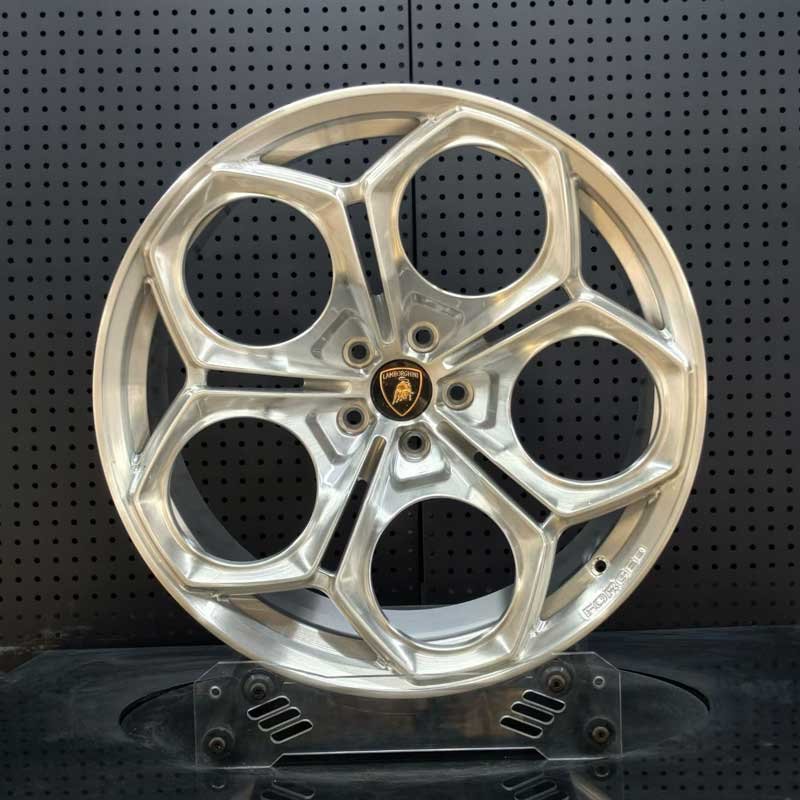 XL-MONO-SERIES-029 Brushed Phone-Dial Forged Wheel - Front Face XL MONO SERIES-029 brushed silver phone-dial monoblock forged supercar wheel front face with Lamborghini crest center cap